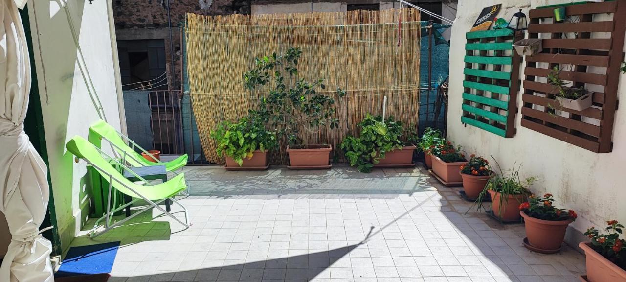 Downtown Vicino Al Duomo Apartment Catania Bagian luar foto