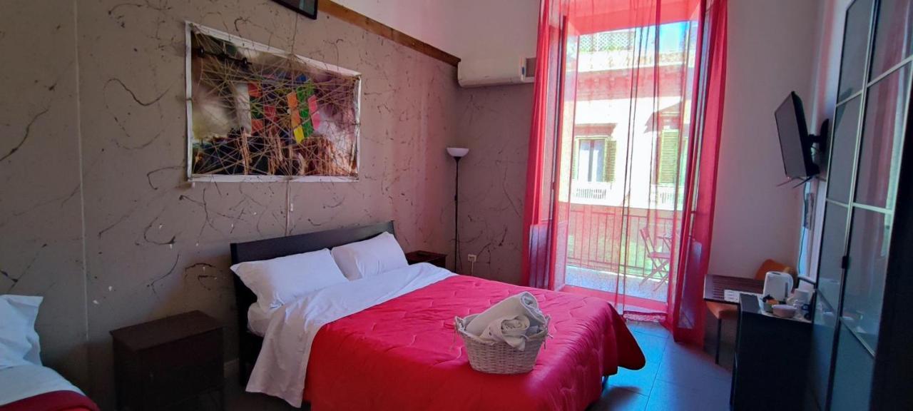 Downtown Vicino Al Duomo Apartment Catania Bagian luar foto