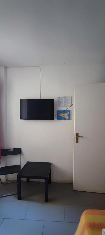 Downtown Vicino Al Duomo Apartment Catania Bagian luar foto