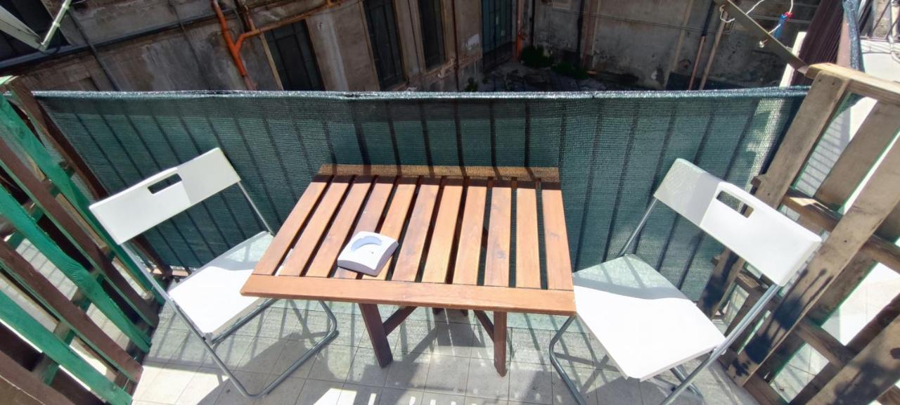 Downtown Vicino Al Duomo Apartment Catania Bagian luar foto